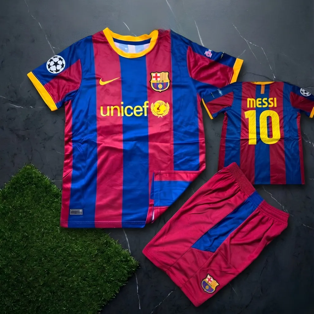 Barcelona 2010-10 home kit (Messi-10)