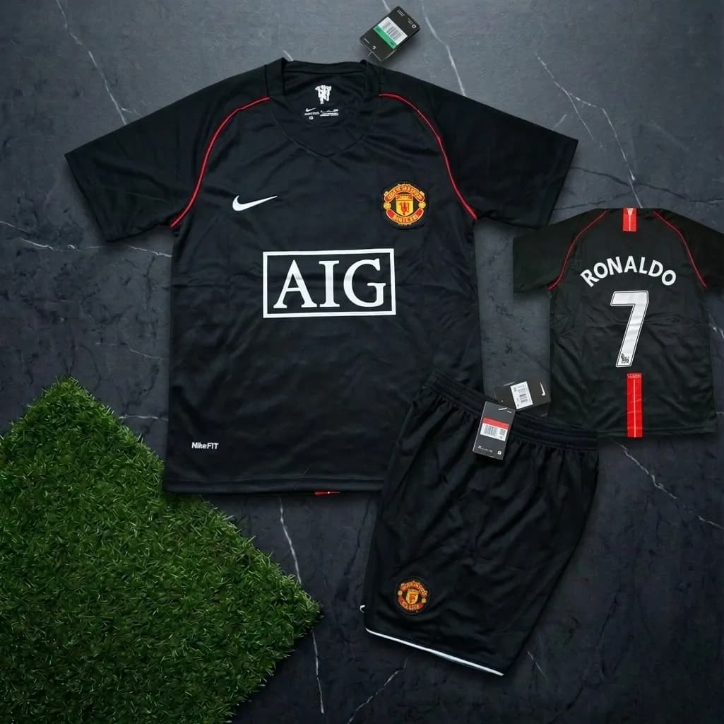 Manchester United 2007-08 away kit (Ronaldo-7)