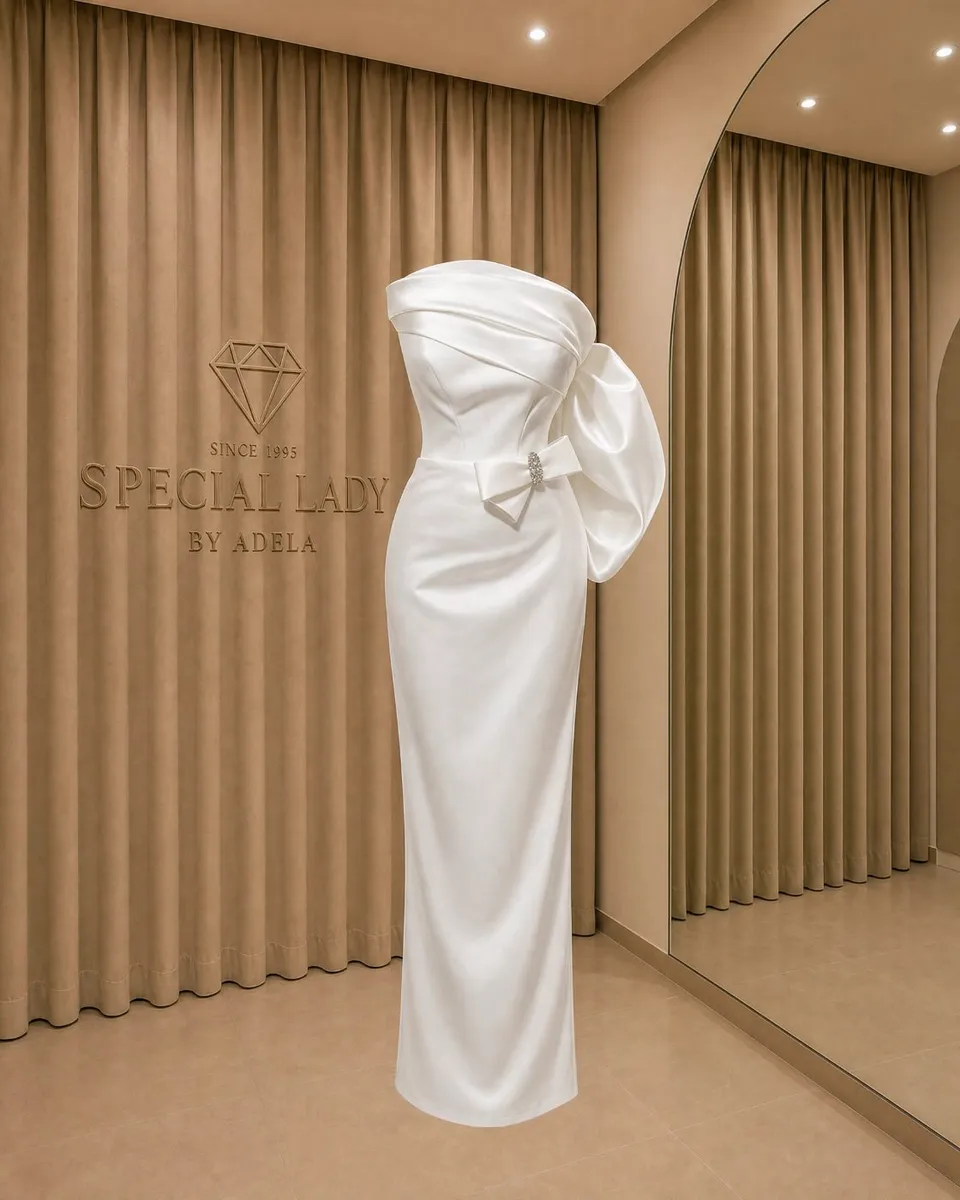 Élodie Ivory Bow Gown