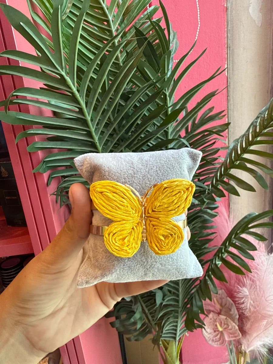 Yelloowww butterfly