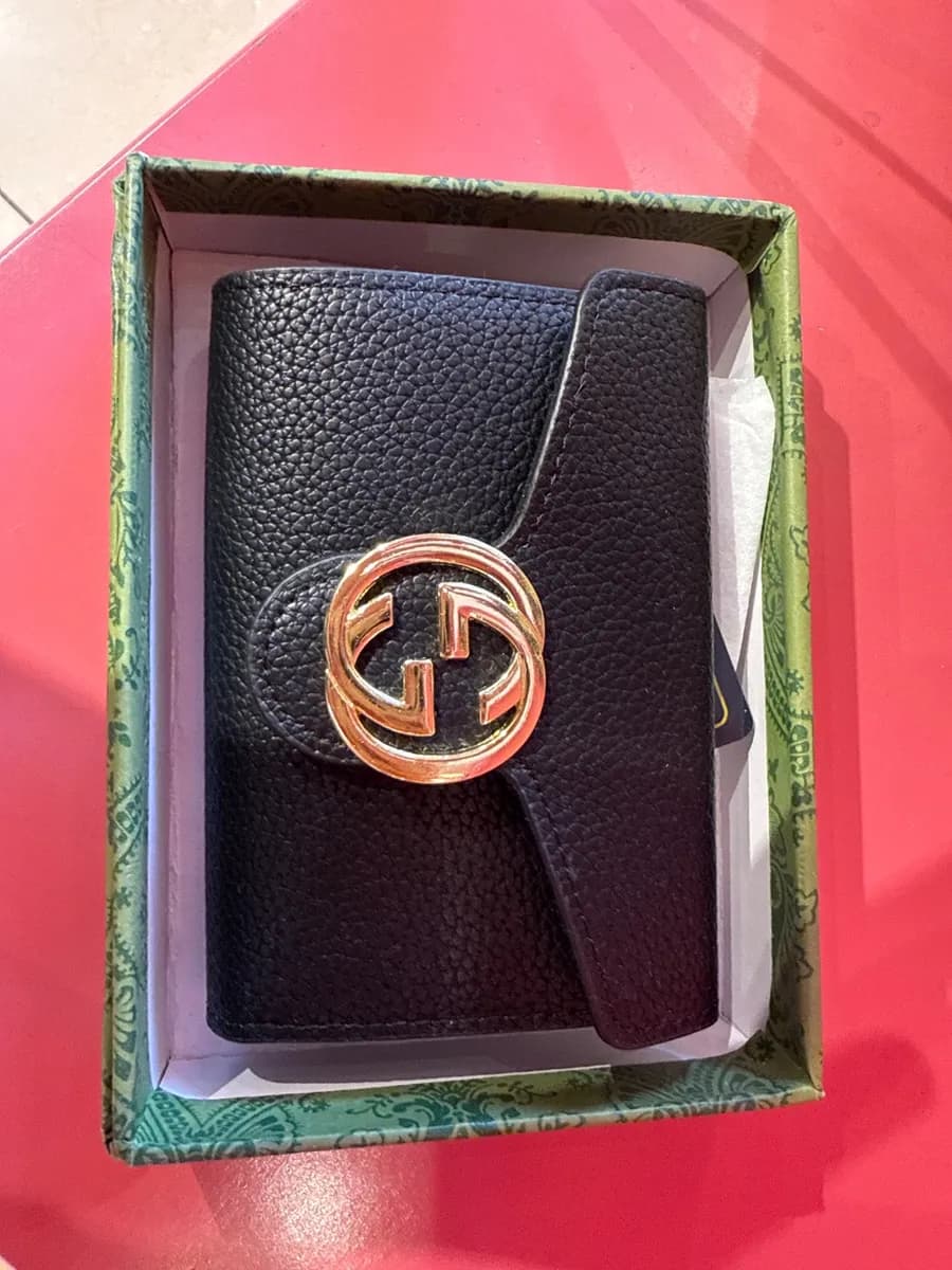 Small size black gucci