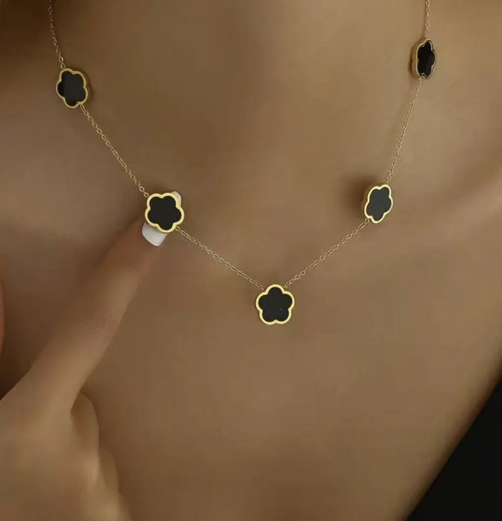 Five Petal Flower Pendant Necklace