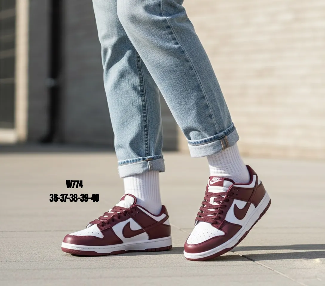 W774