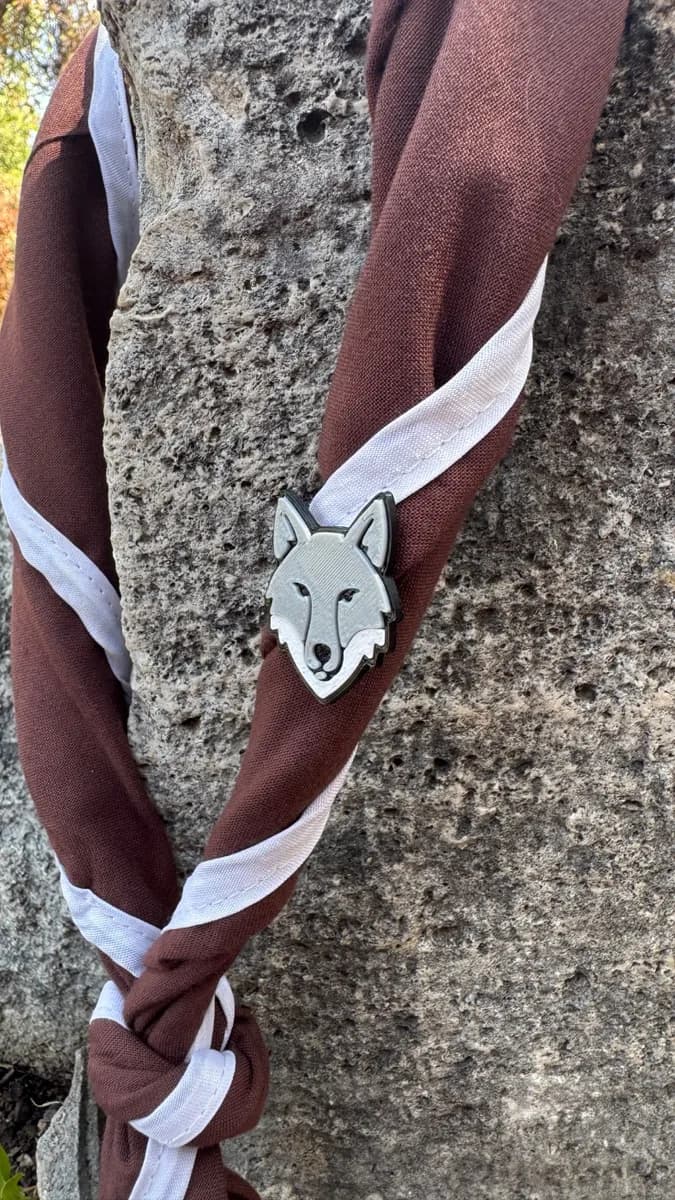 Wolf pin