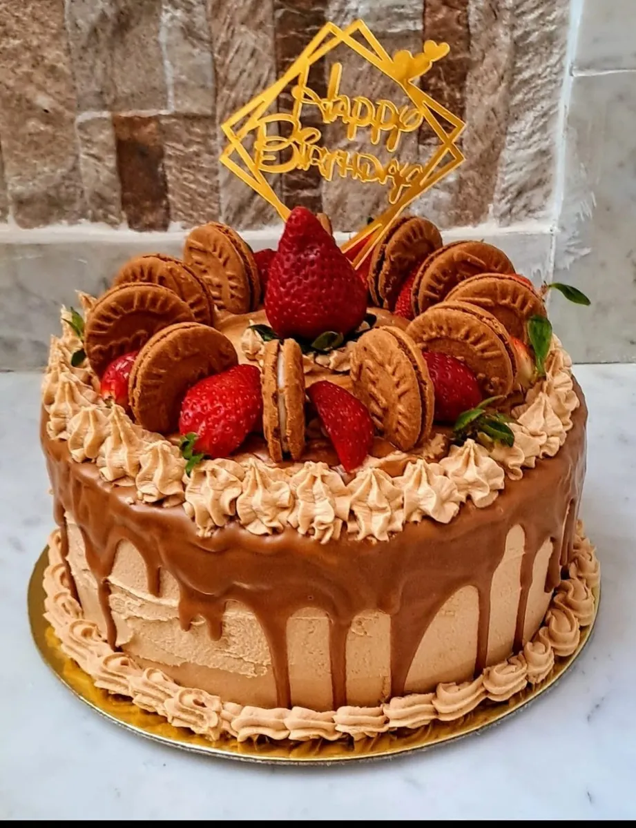 Biscoff vegan cake
