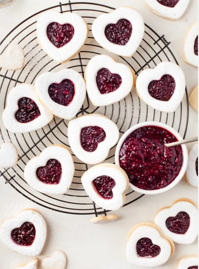 Cherry jam butter cookies