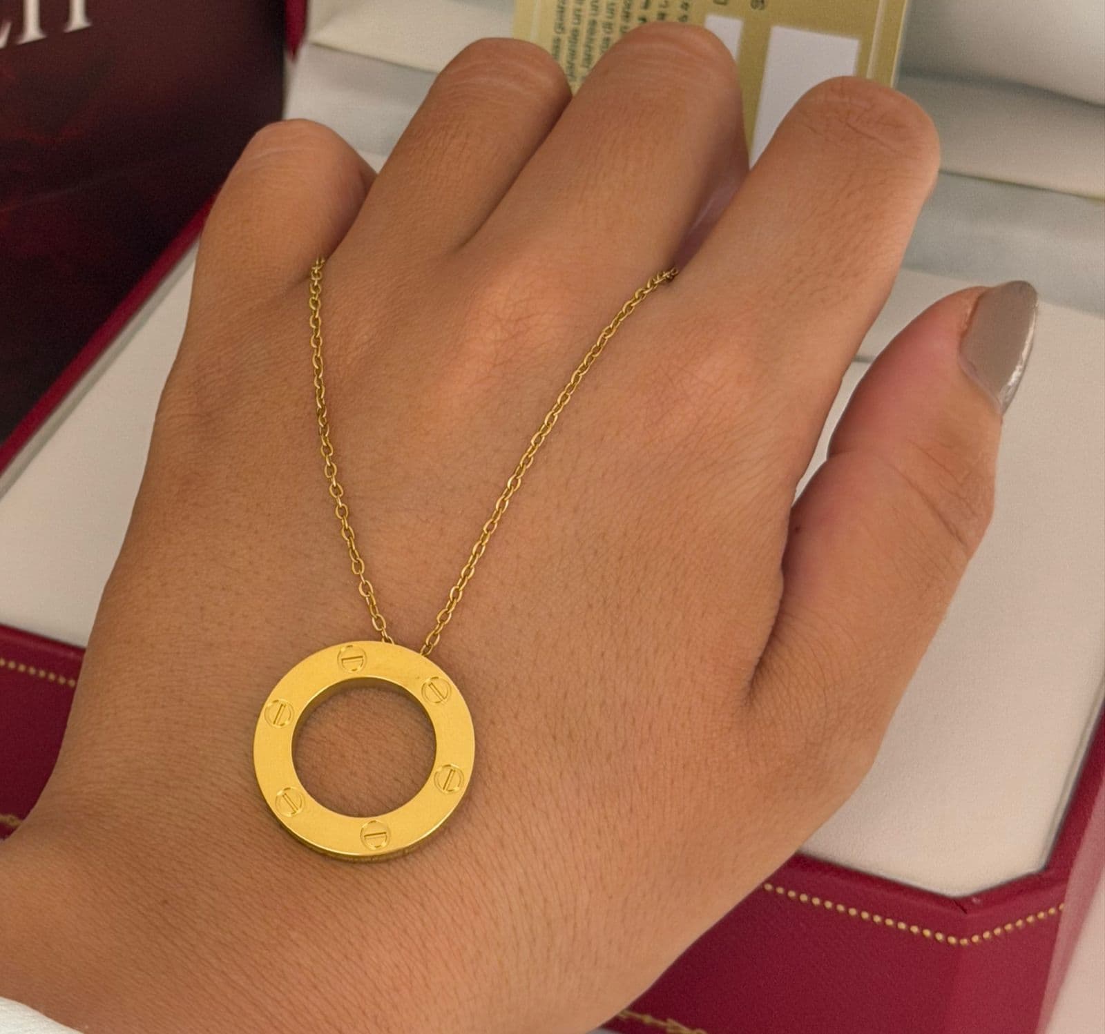 The Amour Circle Pendant Necklace