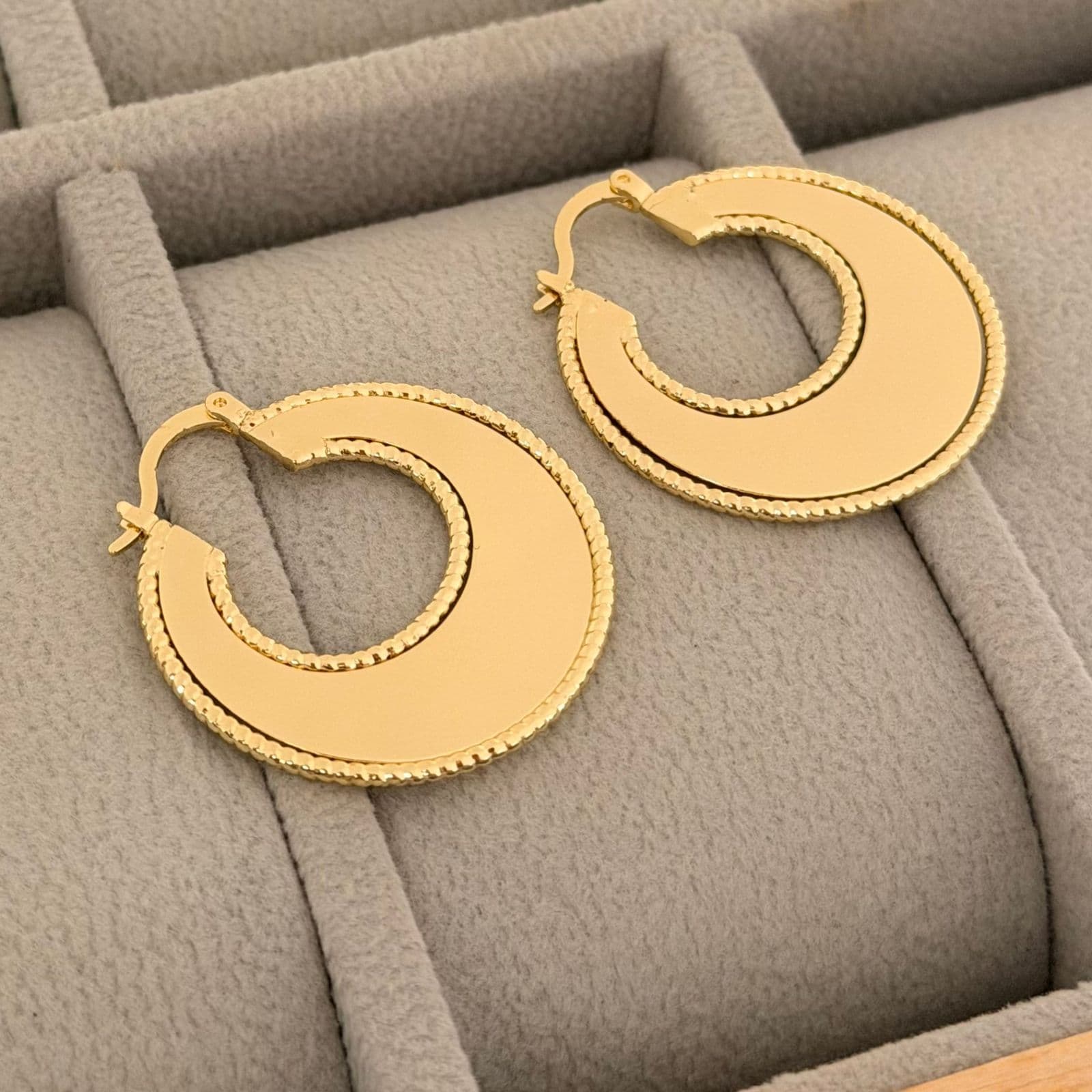 The Soleil Hoops