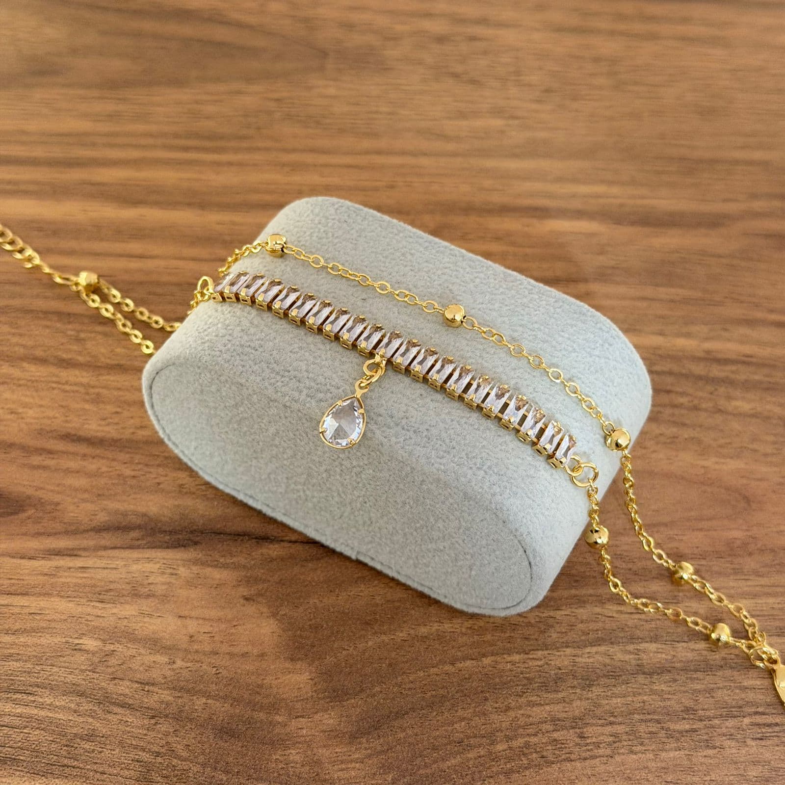 The ice anklet
