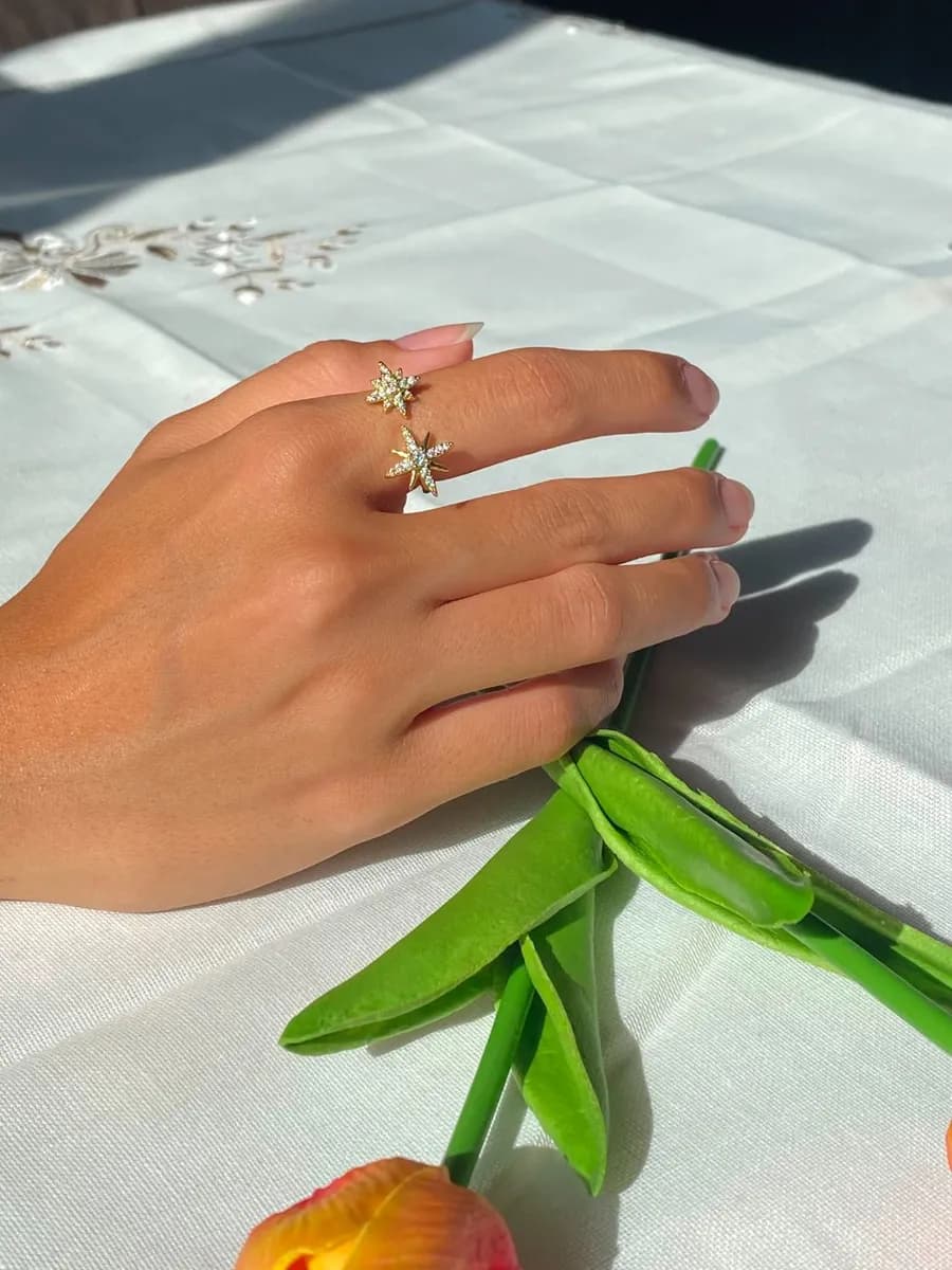 Double Nova ring