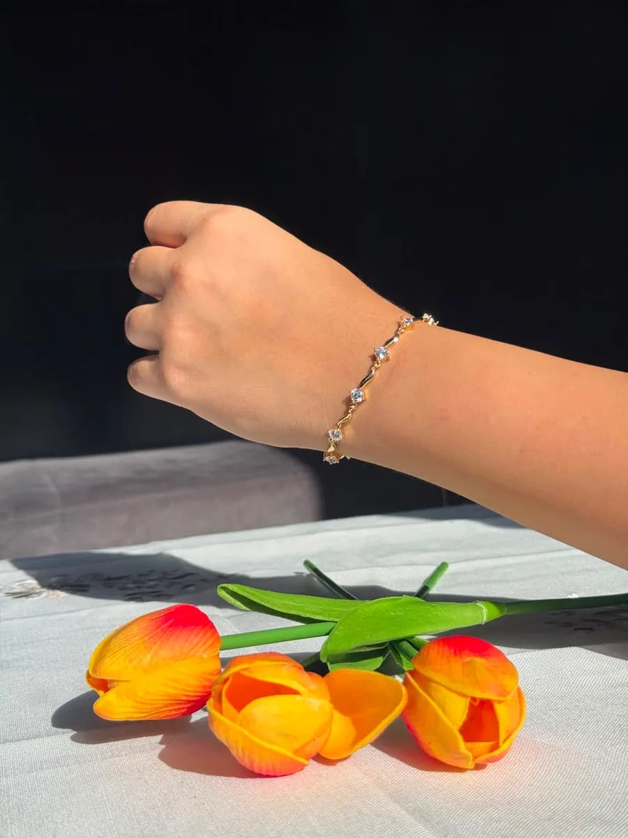 Flower bracelet