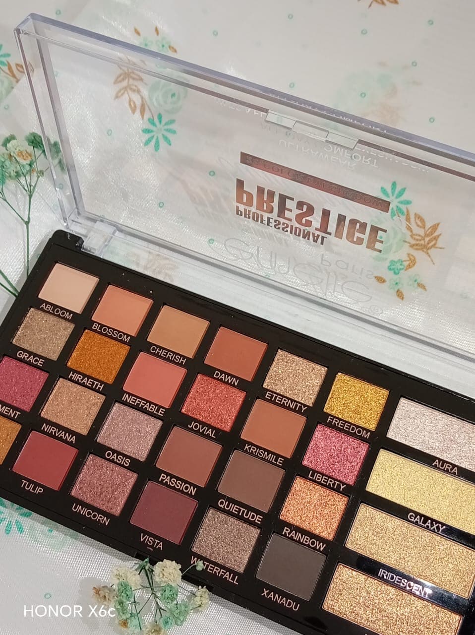 Emelie Paris Eyeshadow